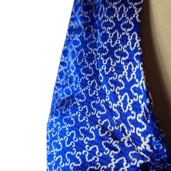 THE LIMITED Patterned Ombre' Sleeveless V-Neck Blouse Blue and Gold Size Medium - Picture 5 of 11